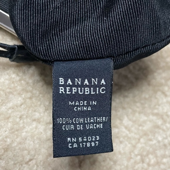 Vintage Banana Republic Black Leather Clutch - Picture 7 of 8